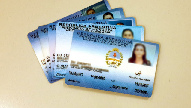 imagen Carnet de conducir trucho: "Estas estafas son muy comunes en las redes sociales"