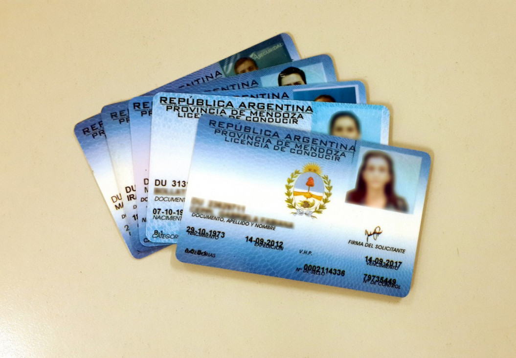 imagen Carnet de conducir trucho: "Estas estafas son muy comunes en las redes sociales"