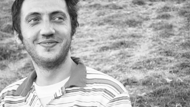 imagen Entrevista: Andrés Binetti y la dramaturgia de lo grotesco