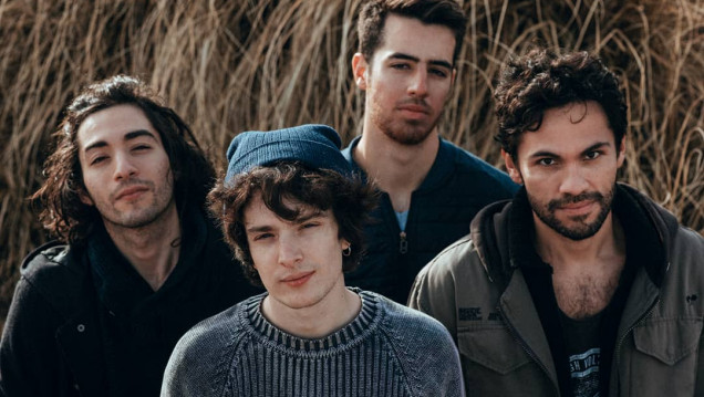 imagen Cerro Dublín presenta "Los Lobos"