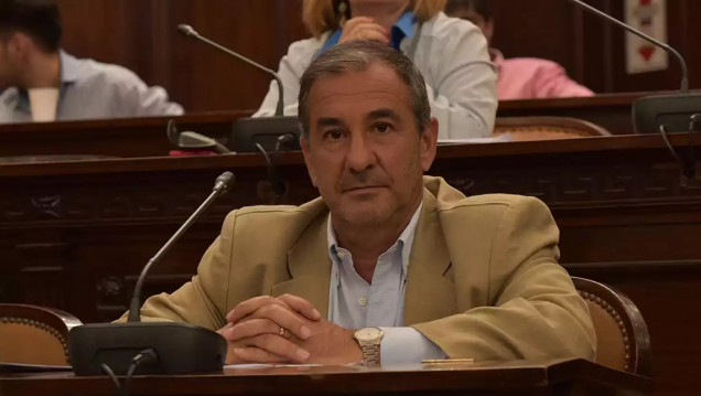 imagen ¿Peronismo en crisis?: Javier Cofano renunció a presidir el bloque justicialista