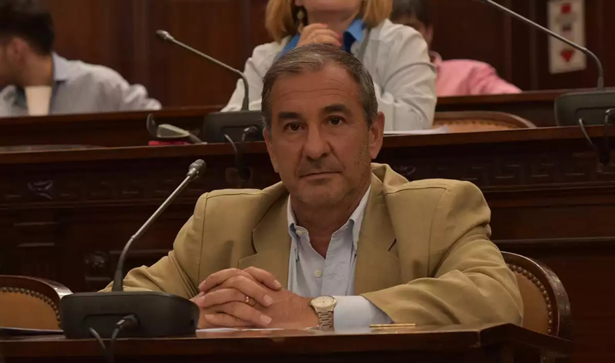 imagen ¿Peronismo en crisis?: Javier Cofano renunció a presidir el bloque justicialista