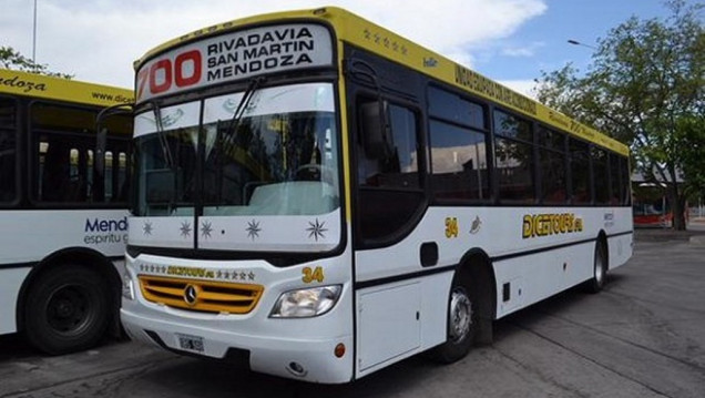 imagen Le faltaban 30 centavos y el chofer lo obligó a bajarse del colectivo