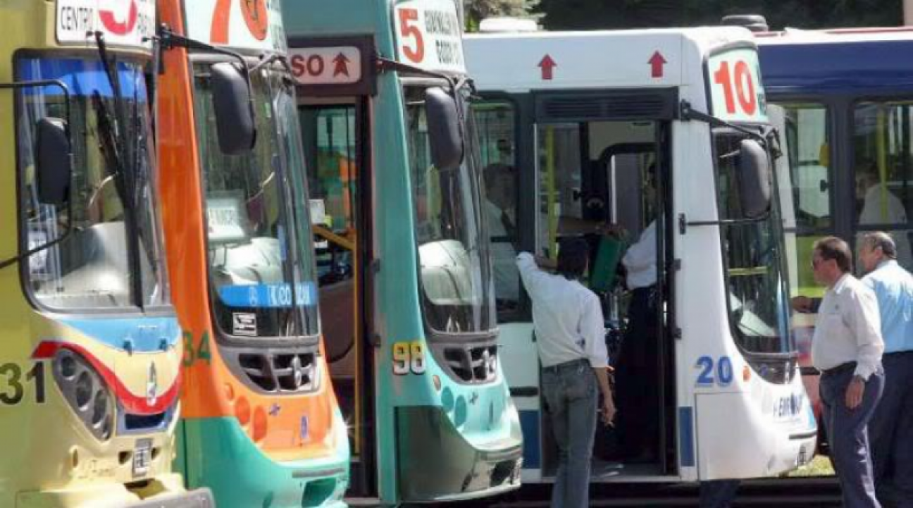 imagen Mañana aumenta el transporte público a ocho pesos 