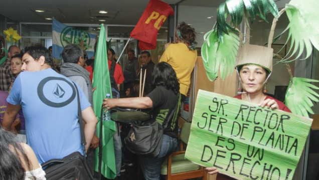 imagen Continúa el conflicto de los trabajadores del Comedor Universitario
