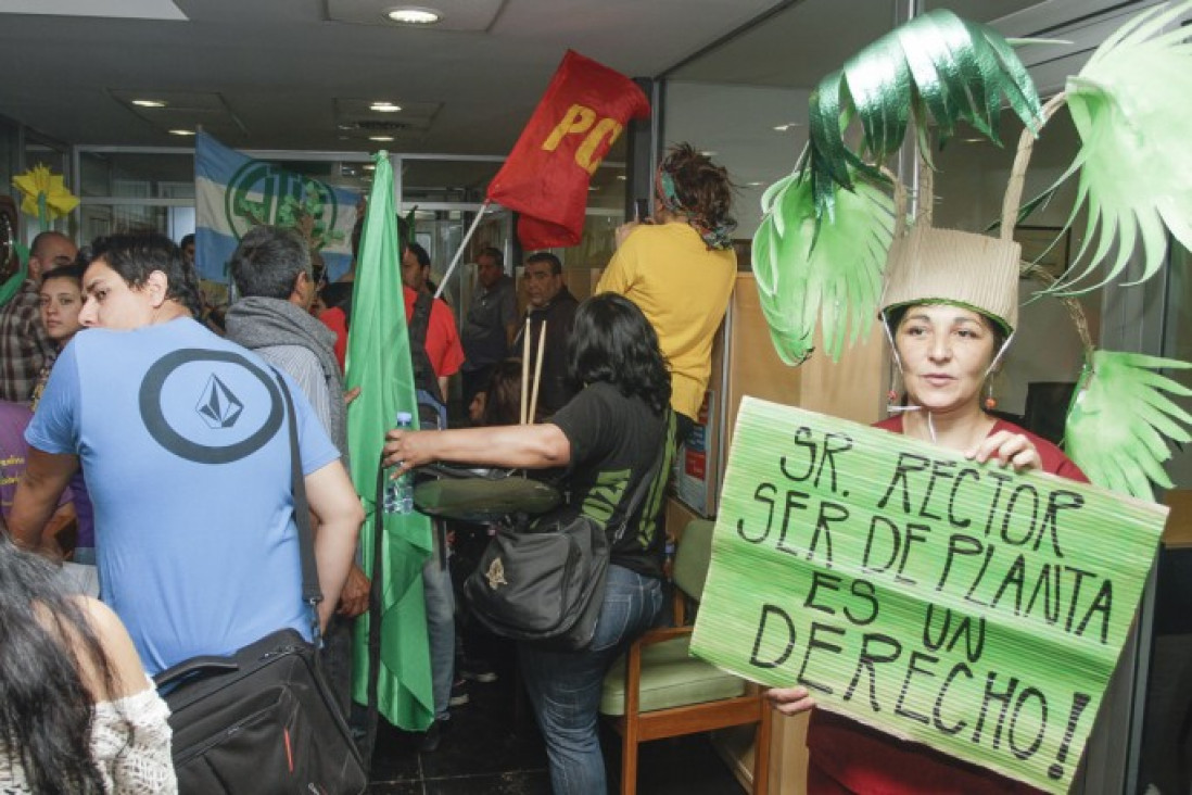 imagen Continúa el conflicto de los trabajadores del Comedor Universitario