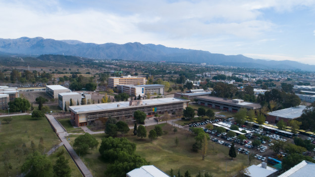 imagen Compromiso Universitario reclama contar los votos en blanco e ir a la segunda vuelta