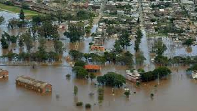 imagen Bajaron las aguas del Río Uruguay y varias ciudades entrerrianas siguen afectadas