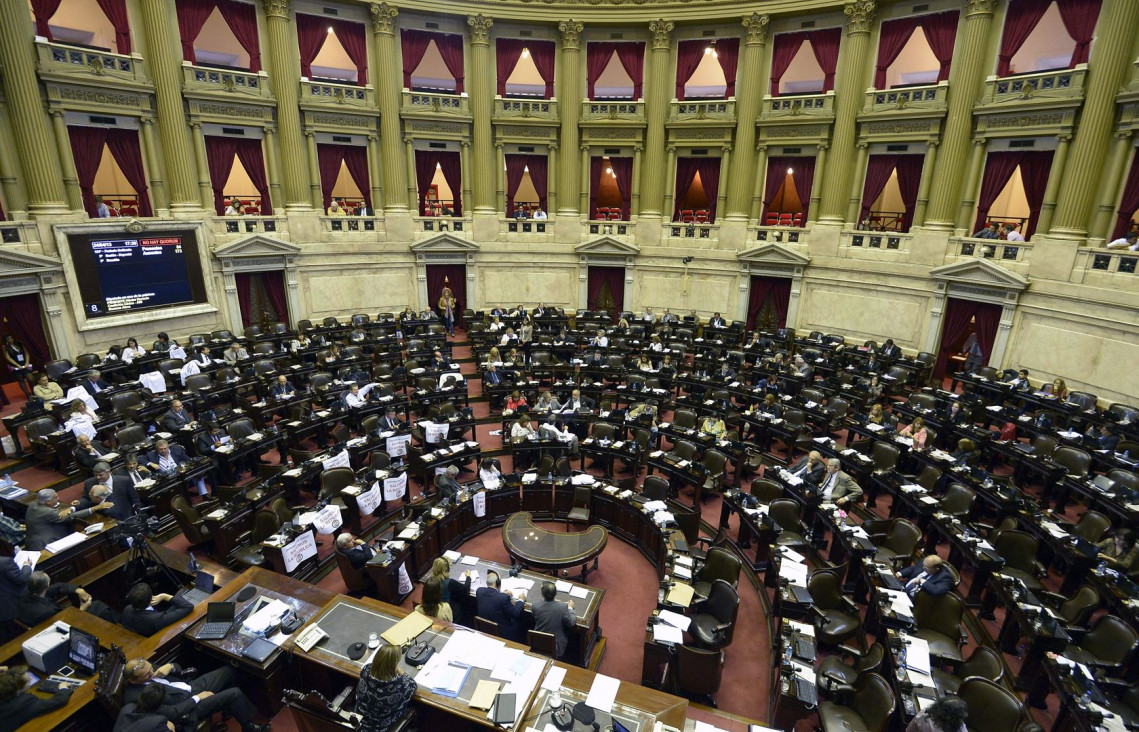 imagen El espaldarazo a Cambiemos no es el certificado de defunción del peronismo