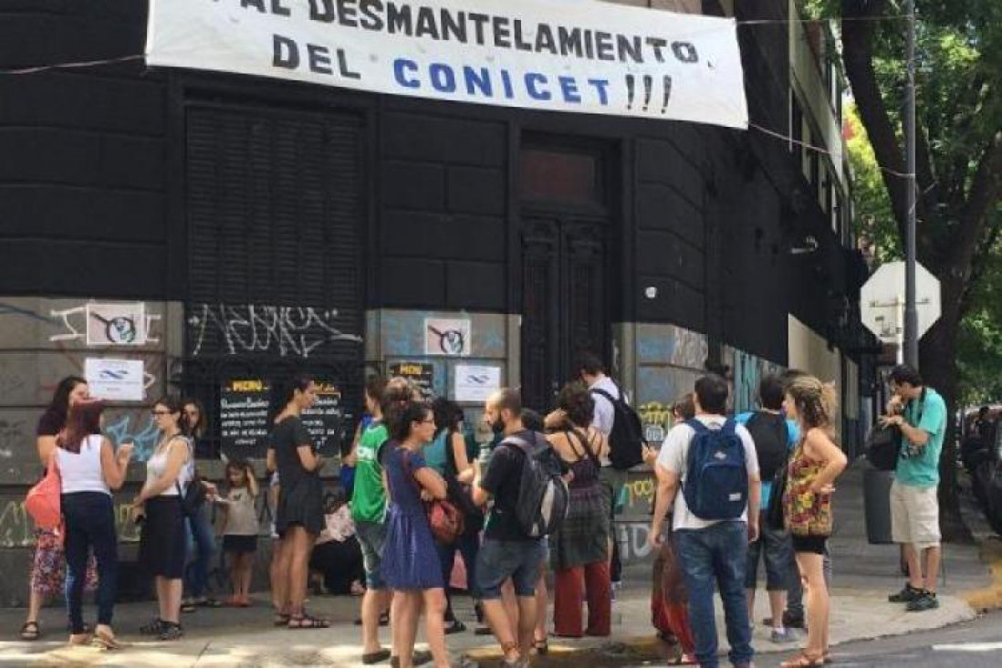 imagen Científicos del Conicet convocaron a un paro para evitar más despidos 