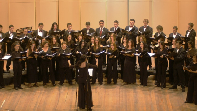 imagen El Coro Universitario festeja sus 50 años