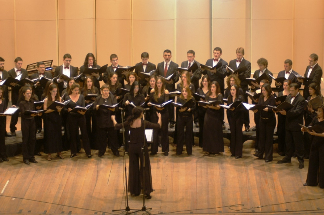 imagen El Coro Universitario festeja sus 50 años