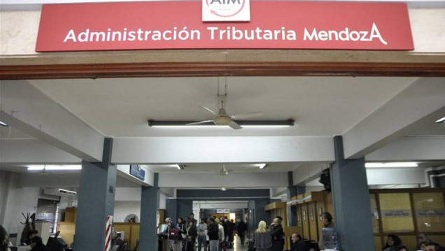 imagen "Estamos regularizando deudas para entregar una provincia ordenada"