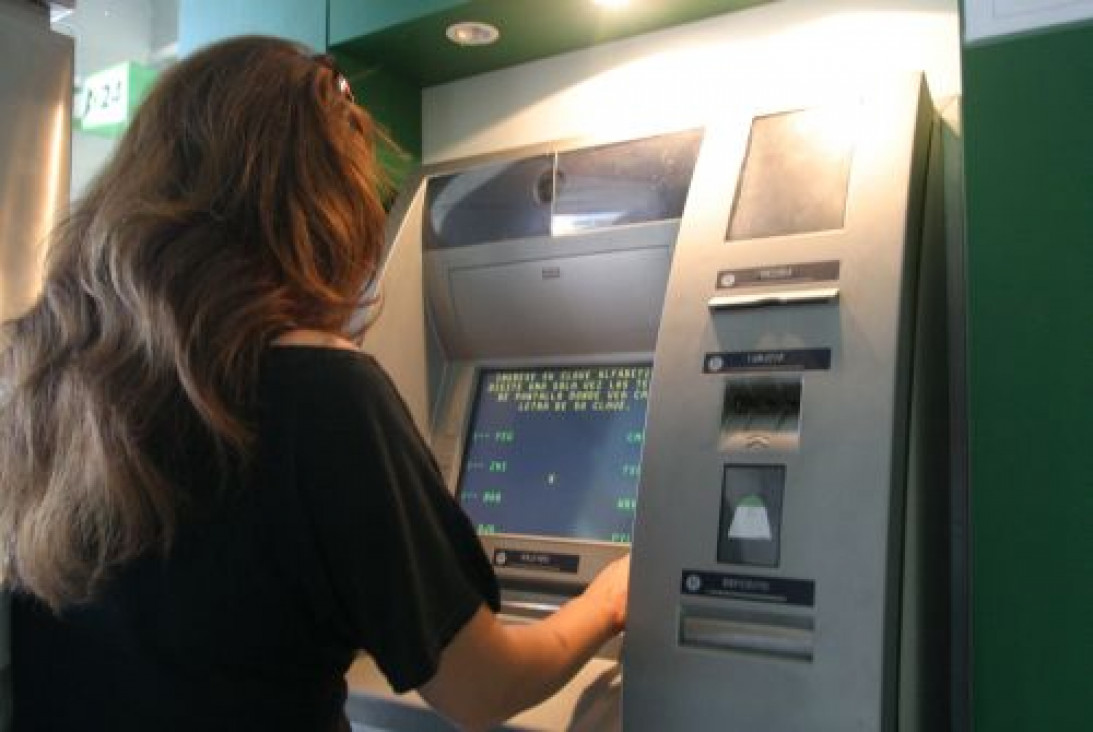 imagen La responsabilidad compartida en el servicio de cajeros automáticos durante fines de semana largos y feriados