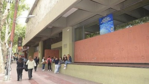 imagen La asamblea de FADIUNC resolvió no comenzar las clases en los colegios de la UNCUYO