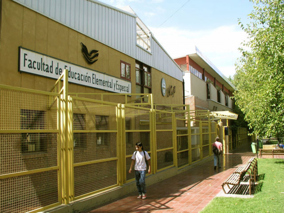 imagen Candidaturas al decanato de la Facultad de Educación Elemental y Especial: Mónica Castilla y Alejandra Grzona