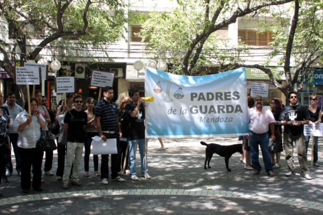 imagen Entrevista a Juan Alvarez, de la organización Padres de la Guarda