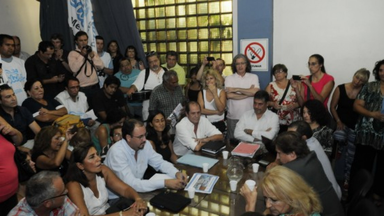 imagen "Lamentamos que rechacen una propuesta que debe ser analizada por las escuelas", sostuvo Andrés Cazabán