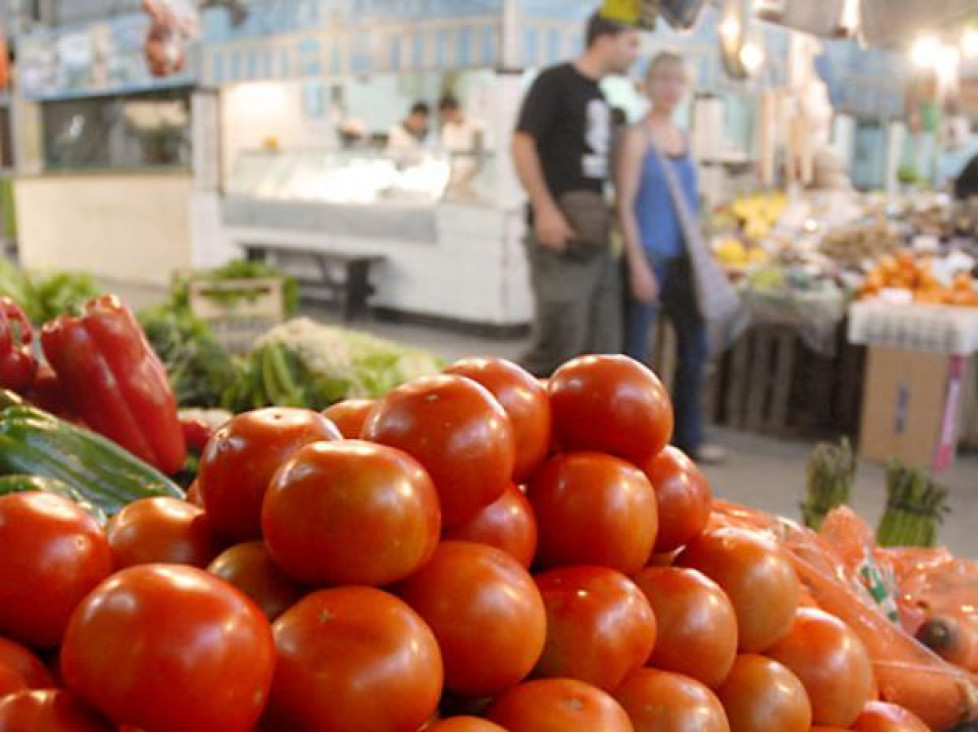 imagen Importación de tomate: "Los sectores de mercados y producción no han sido consultados para tomar esta medida", manifestaron desde la UFHA