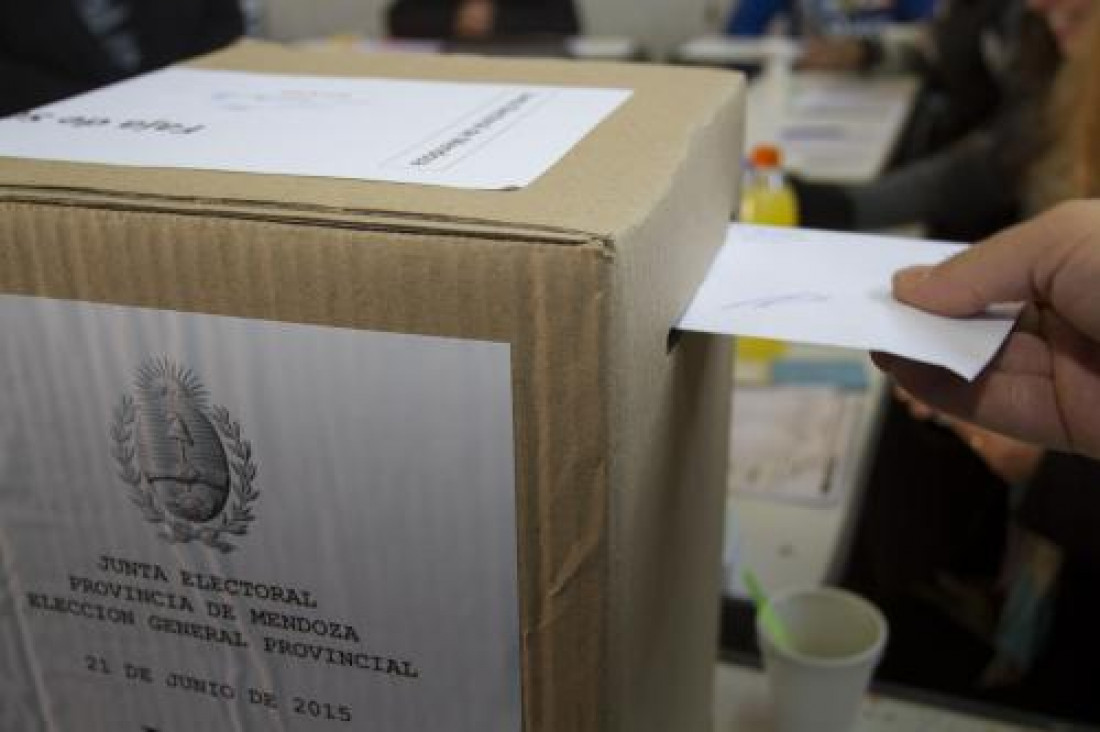 imagen Análisis: "Hay que revalorizar el voto", señaló Jorge Fernández Rojas