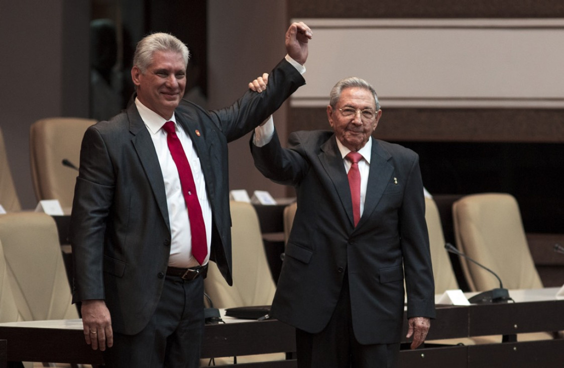 imagen La revolución continúa