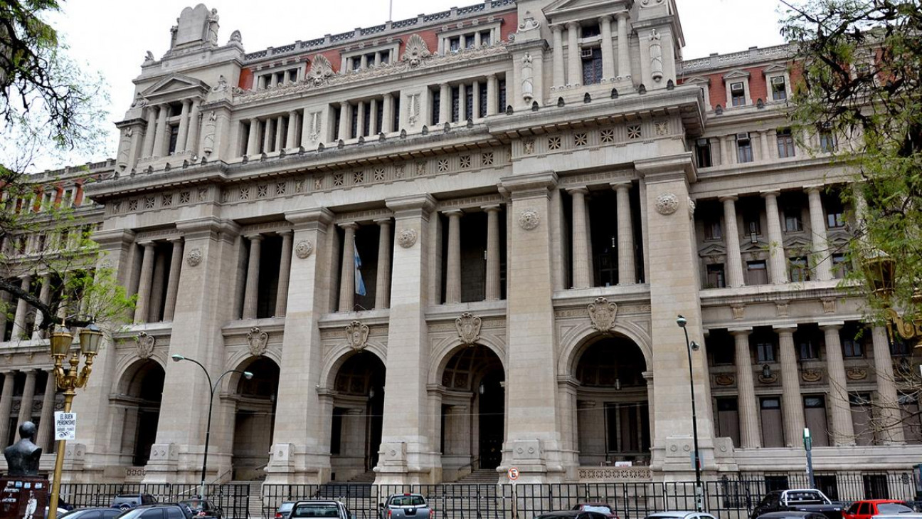 imagen El Gobierno nacional avanza por DNU con la reforma del sistema acusatorio
