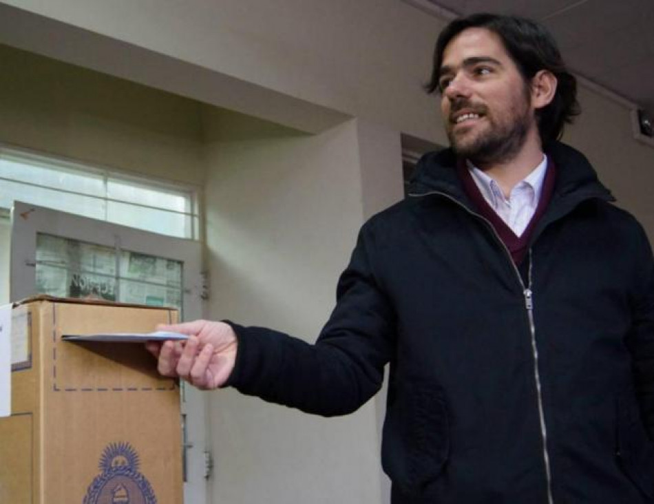 imagen Nicolás Del Caño: "Macri y Scioli propician el ajuste"