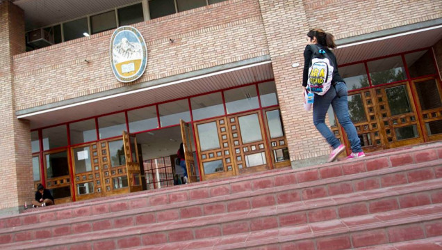imagen La Facultad de Derecho debatirá sobre matrícula de abogados