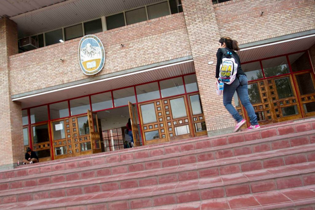 imagen La Facultad de Derecho debatirá sobre matrícula de abogados