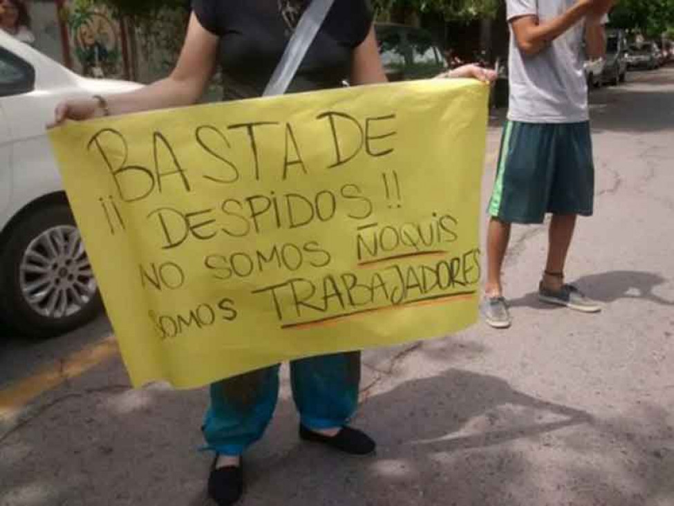 imagen Buscan evitar despidos con una ley provincial