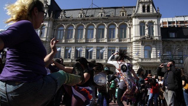 imagen Continúan los reclamos en el Ministerio de Educación