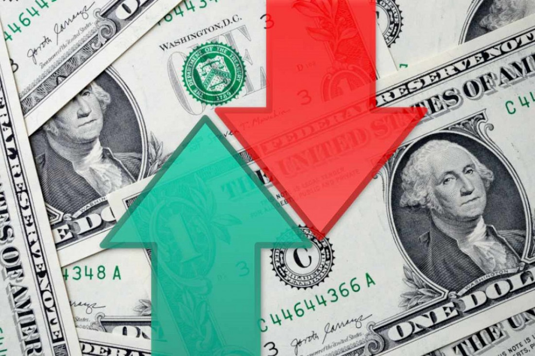 imagen Dólar: "Estamos expuestos al riesgo de una hiperinflación"