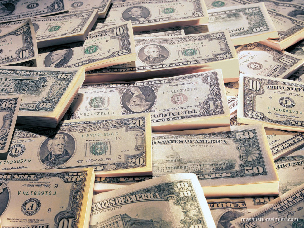 imagen ITAI HAGMAN: "LA DOLARIZACIÓN AFECTARÁ A QUIENES TENGAN SALARIOS FIJOS"