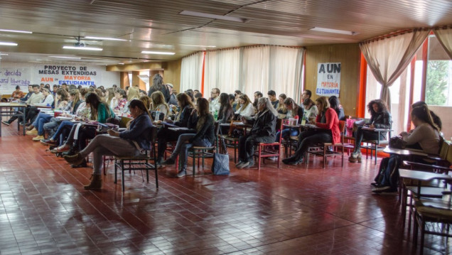 imagen Desde este año, algunas carreras de Ciencias Políticas se dictarán en doble turno