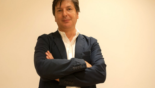 imagen Andrés Duprat, el arquitecto, curador de arte y guionista de cine que es jurado del GRABA