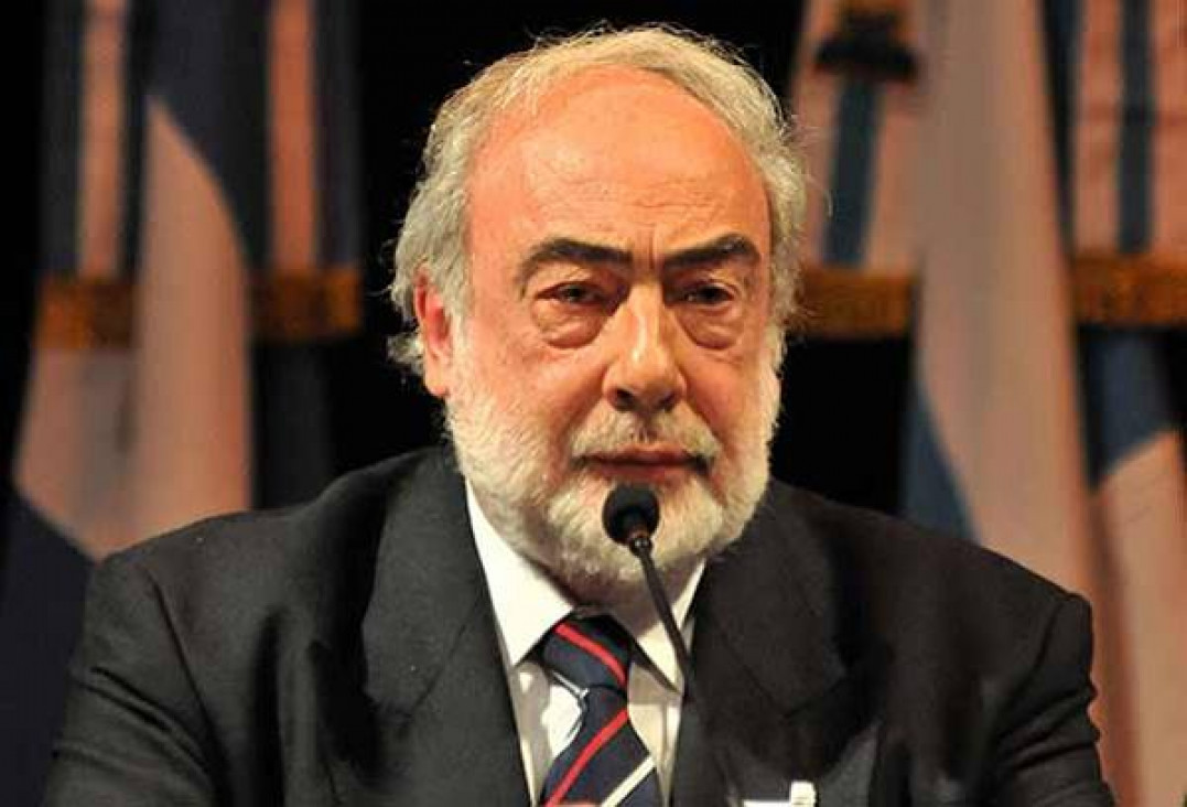 imagen Fondos buitre: "nos estaríamos endeudando hasta una cuarta generación de argentinos"
