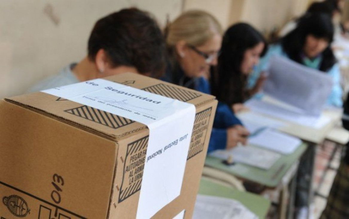imagen Analizamos las elecciones de ayer junto a Enrique Bolatti
