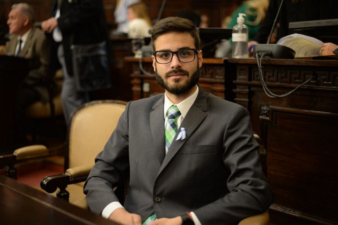 imagen Emanuel Fugazzotto: "La sociedad cree que la política no resuelve nada"
