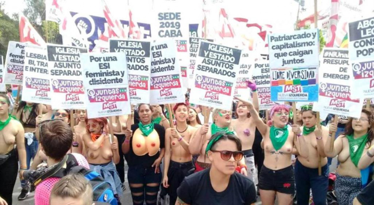 imagen Denunciaron represión durante la marcha de Mujeres en Trelew