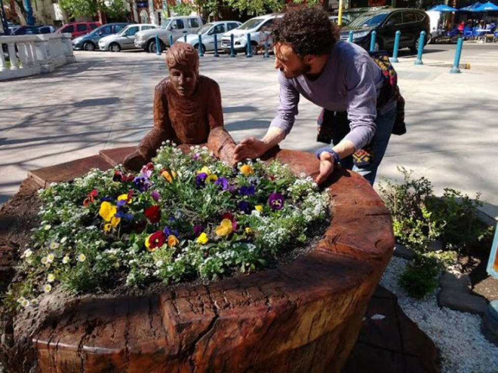 imagen Federico Arcidiacono presentó su obra "El Jardinero"