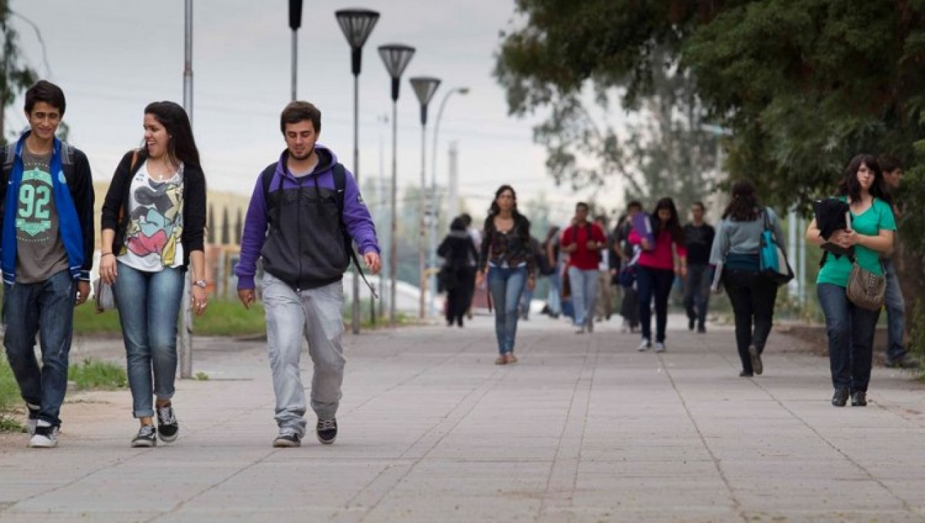 imagen Convocatoria a becas 2016 para estudiantes