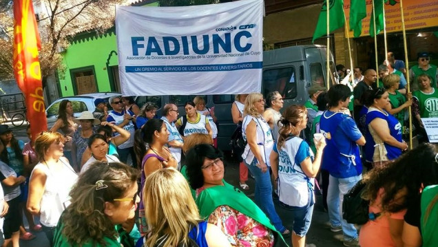 imagen Paros en la UNCUYO: sigue alto el acatamiento mientras se define el pedido de conciliación obligatoria