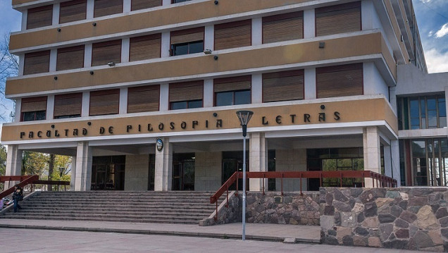 imagen Pidió jurar sólo por su honor; ni por Dios ni por la patria