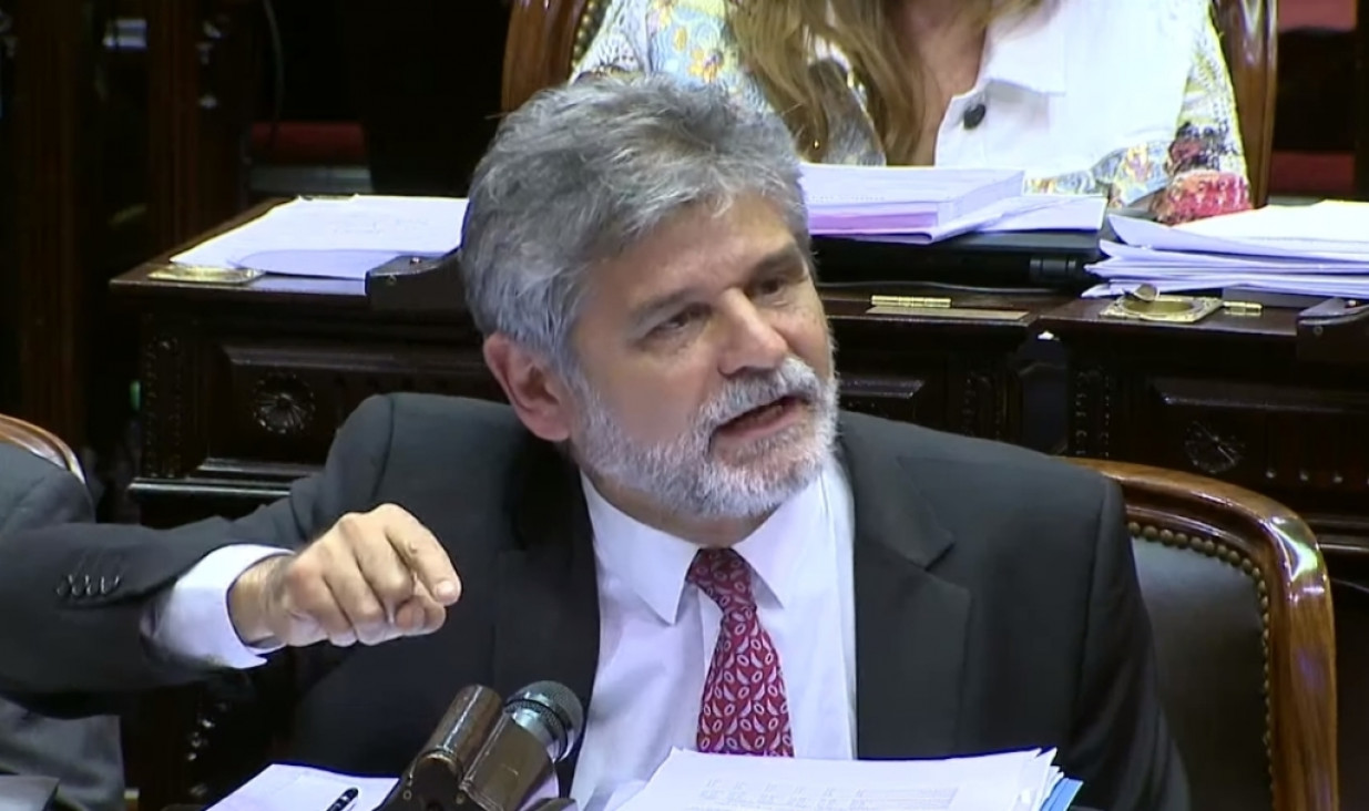 imagen Filmus: "Hace falta una legislación que proteja a la Cultura"