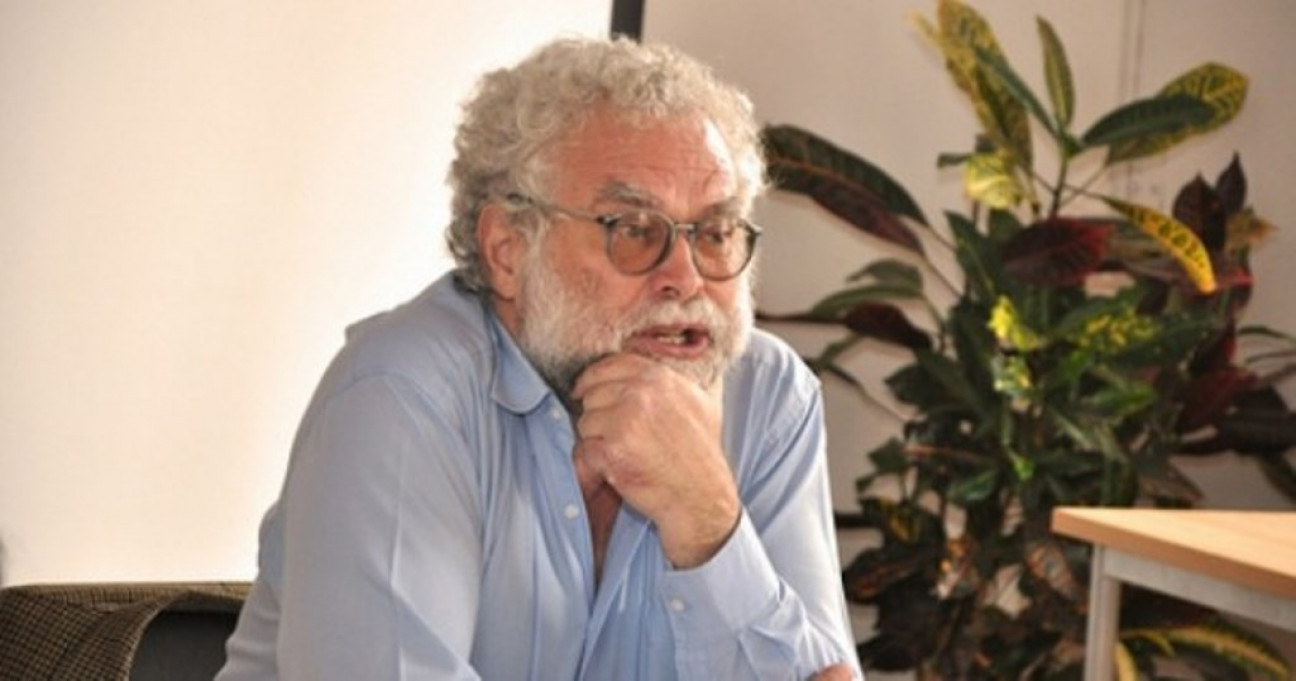 imagen Columna de Roberto Follari: el trabajo obligatorio en las cárceles