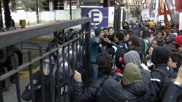 imagen Incidentes en la UBA: destrozos y detenidos