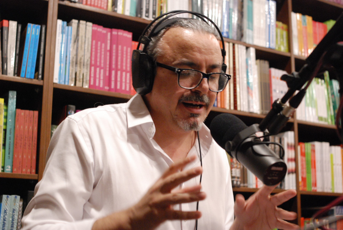 imagen García Urbani y un libro que reúne a dos grandes de la poesía y el tango