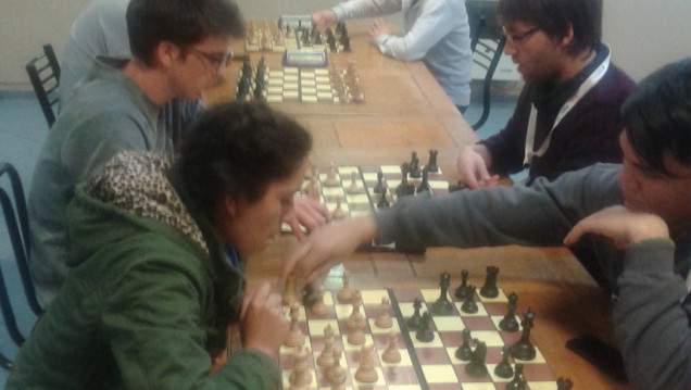 imagen AJEDREZ: JAQUE AL REY   