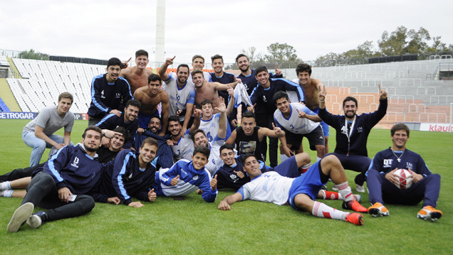 imagen Futbol masculino: universidad de mendoza se coronó campeón