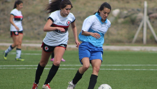 imagen Fútbol femenino: Victoria y pase a la final para UNSJ